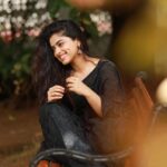 Siddhi Idnani Instagram – Heal. Learn. Grow. Love 🖤

from a spontaneous shoot I did with @deepak_durai_photography & @nandini_kalappa 🖤