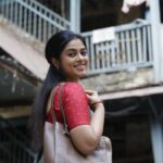 Siddhi Idnani Instagram – So much of Paavai still lingers🤍
#vendhuthanindhathukaadu