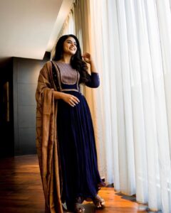 Siddhi Idnani Instagram - At the end of the day we can endure much more than we think we can 💫

Outfit - @tanva_by_deepika
Stylist - @sandhya__sabbavarapu
styling team - @team_sandhya @thumu_bhavana 
@rashmi_angara 
@sirichandana_medi
Photography - @ijoshuamatthew