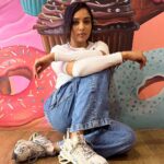 Smruthi Venkat Instagram – Totally in love with these shoes🤍

Own these trending Blade Warrior Shoes by @greyhoundshoes with a 10% discount coupon code SMRUTHI10

#shoes #greyhound #musthave #trend #instagood