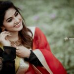 Sneha Instagram - Dream without fear love without limits ❤️ @geetuhautecouture @ashokarsh @jcsjewelcreations @vyshalisundaram_hairstylist #lovewatudo💕 #livelife #stopworryingstartliving #bleach #lovemore #dresses
