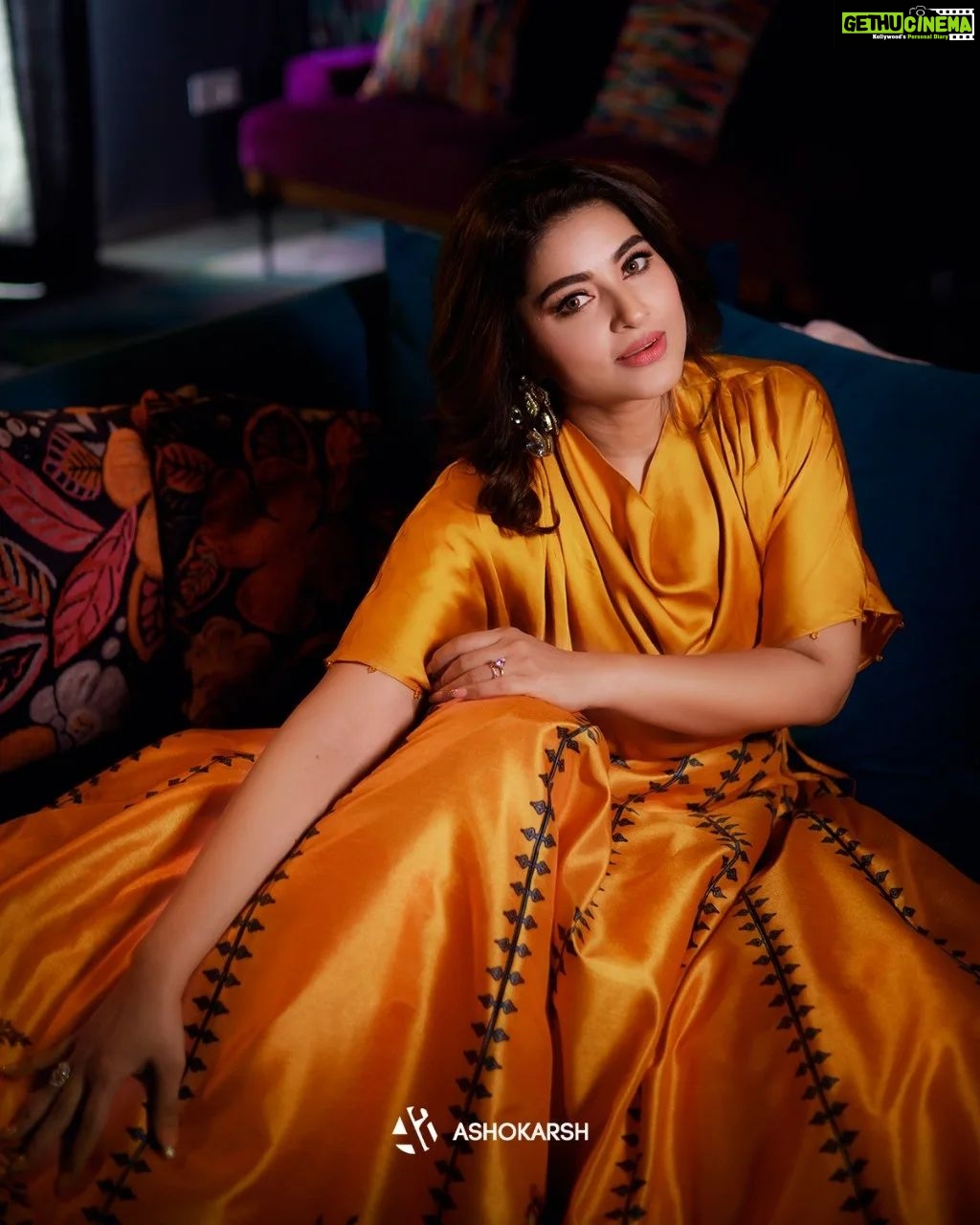 Sneha Instagram - @tifarachennai @ashokarsh @vyshalisundaram_hairstylist