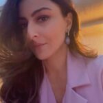 Soha Ali Khan Instagram - Jet set go outfit: @thefigureoutofficial @offbeatmediain Jewels: @curiocottagejewelry styled by: @kareenparwani