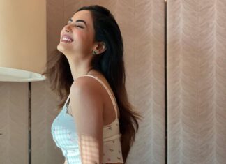Sonal Chauhan Instagram - 𝓢𝓸𝓾𝓵 𝓯𝓾𝓵𝓵 𝓸𝓯 𝓖𝓸𝓵𝓭 ✨☀️✨ . . . . . . . . . . . . . . . . . . . . . 📸 @himanichauhan #sunshine #sun #gold #sonalchauhan #love #friday #thailand