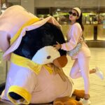 Sonal Chauhan Instagram - 𝓣𝔀𝓲𝓷𝓷𝓲𝓷𝓰 ….. 🐧💕 . . . . . . . . . . . . . . . . . . . . . . . . #thailand #pennii #siam #siamparagon #sonalchauhan #bangkok #love Siam Paragon