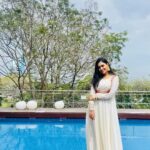 Sonu Gowda Instagram - #familia ❤️ Outfit @itihas_sagar Jewels @velvetboxby