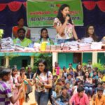 Sonu Gowda Instagram - Our Jeevaspandana team Celebrated Independence day by distributing Uniforms ,Notebooks, Geometry box ,Pens etc to the need students of rural area Govt school students of Siddharabetta..❤️ Actress Sweet soul @sonugowda and @neharamakrishna also joined hands with our initiative and made the program more colorful ❤️ @creovalley photo academy Students also joined and captured many beautiful moments.. Siddarabetta