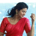 Soundariya Nanjundan Instagram - Laughter ✨ fresh breeze ♥️ . . Outfit- @instorefashions 📸 - @bhoopalm_official . . . . . . . . . . . . #soundariyananjundan #chennai #kannadiga #soundariya #actress #tamilcinema #model #performer #actor #fashioninspo #tamilnadu #bangalore #cinema #modellife #kollywood #soundarya #soundaryananjundan #modelling #fashion #actorslife #outfitoftheday #ootdfashion #reels #reelsinstagram #photo #photographer #camera #lifestyle #fashionblogger Sea breeze
