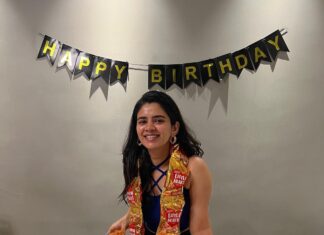 Soundariya Nanjundan Instagram - When you are a little heart fan🙈❤️ . #birthdayparty 🍕 #2022 . #soundariyaexplorer #soundariyananjundan #soundariya Mahabalipuram, Tamil Nadu, India