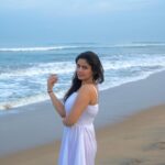 Soundariya Nanjundan Instagram - A Ocean Girl Who Loves The 🌊 #nikon #nomakeup look . Shot on @nikonindiaofficial Outfit- @saras_boutique_2414 📸- @bhoopalm_official . . . . . . . . . #soundariyananjundan #chennai #kannadiga #soundariya #actress #tamilcinema #model #performer #actor #tamilnadu #bangalore #cinema #modellife #kollywood #soundarya #soundaryananjundan #modelling #fashion #actorslife #outfitoftheday #ootdfashion #reels #reelsinstagram #photo #photographer #camera #lifestyle #fashionblogger Sea Side