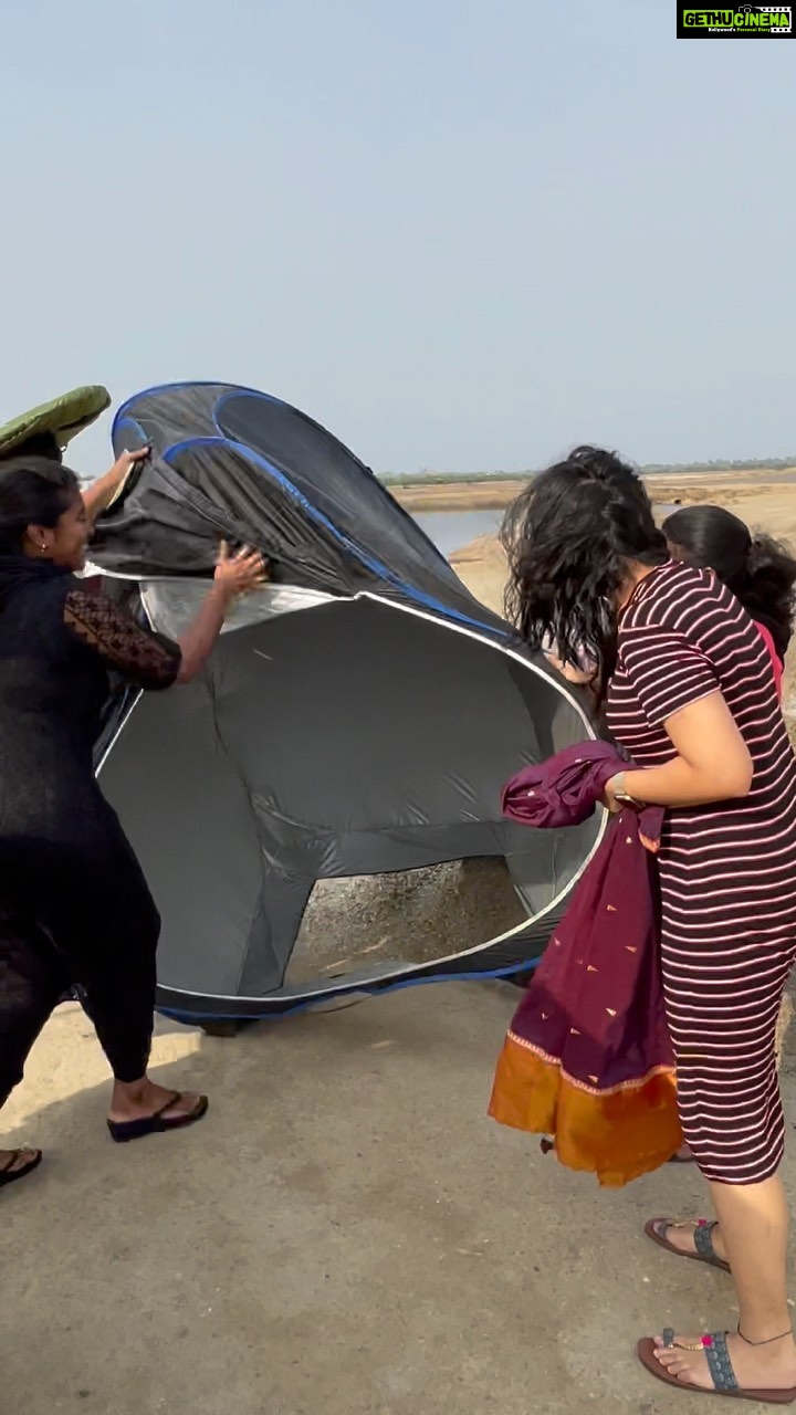 Soundariya Nanjundan - 28.2K Likes - The struggle is real🙊
#shootday #summer #trendingreels #trendingnow #trendingaudio #trending