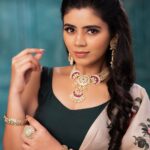 Soundariya Nanjundan Instagram - Strong women don't have attitudes. They have standards and boundaries.🧑🏻‍🎤 . . Mua:@sukarmakeupartist Jwellery:@new_ideas_fashions Costume:@label_prabuselvaraj Behind the lens:@nrphotography______ . IStills