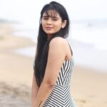 Soundariya Nanjundan Instagram - Getting my daily dose of Vitamin Sea 🌊☀️ . #beach #beachphotography . #soundariyananjundan #soundariya #nanjundan #soundarya #soundaryananjundan Mahabalipuram, Tamil Nadu, India