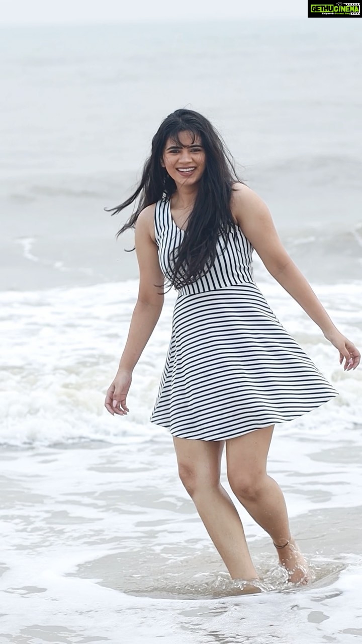 Soundariya Nanjundan - 18.8K Likes - பெண்ணே பெண்ணே!...🌊
🎶❤️🔥- @dhibuninanthomas
.
🎥- @bhoopalm_official ✨
.
#soundariyananjundan #soundariya #nanjundan #soundarya #soundaryananjundan