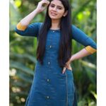 Soundariya Nanjundan Instagram - Colour colour what colour 😝? . Kurtis to color up your wardrobe 👗 Comment Your Favour Colour 😄 . Outfits- @instorefashions 📸 - @bhoopalm_official . #soundariyananjundan #soundariya #nanjundan #soundarya #soundaryananjundan