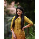 Soundariya Nanjundan Instagram - Colour colour what colour 😝? . Kurtis to color up your wardrobe 👗 Comment Your Favour Colour 😄 . Outfits- @instorefashions 📸 - @bhoopalm_official . #soundariyananjundan #soundariya #nanjundan #soundarya #soundaryananjundan