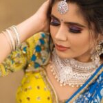 Soundariya Nanjundan Instagram - 🦋🌼 . Makeup& Hair- @bridal_makeup_artist_pushpa Photography- @george_ferna_photography Blouse - @sajna_bridal_wear_designer Location- @avmgardens . . . #soundariyananjundan #soundariya #nanjundan #soundarya #soundaryananjundan #chennai #tamilnadu AVM Gardens