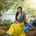 Soundariya Nanjundan Instagram - 🦋🌼 . Makeup& Hair- @bridal_makeup_artist_pushpa Photography- @george_ferna_photography Blouse - @sajna_bridal_wear_designer Location- @avmgardens . . . #soundariyananjundan #soundariya #nanjundan #soundarya #soundaryananjundan #chennai #tamilnadu AVM Gardens
