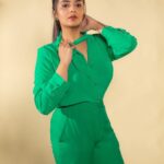Sreemukhi Instagram - Dance ikon ✨ On @ahavideoin ✨ @oak_entertainments Styled by @greeshma_krishna.k PC @chinthuu_klicks Make up @nookesh.malla Hair - @mahi_brand_ #sreemukhi #danceikon #aha #oakentertainments #styledbygkk