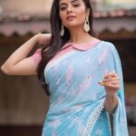 Sreemukhi Instagram - Mr.&Mrs. ✨ On @etvtelugu2708 @gnapikaentertainments ✨❤️ Styling @greeshma_krishna.k Outfit @thefrillsandbows Earrings @yuvi_collections PC @chinthuu_klicks Makeup @nookesh.malla Hair @mahi_brand_ #sreemukhi #mr.&mrs #etv #gnapikaentertainments #styledbygkk