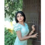 Sreevidya Nair Instagram - Photography : @arif_ak_photography Makup: @_arya_jithins_makeover Costume @urbanic_in Retouch: @__anoop_anil__ Location : @geo_holiday_home