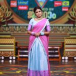 Sreevidya Nair Instagram – 👗 @jazaashdesignstudio
📷 @jinishphotogenic
💄 @arun_uthradam