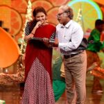 Sreevidya Nair Instagram - 🍋🍬 #starmagic @sreevidya__mullachery Show Director | @anopjohn 📸 | @jinishphotogenic #malayalammovie #tamilmovie #comedy #malayalamcomedy #tamilcomedy #Flowers #binuadimaliofficial #binuadimalifcofficial