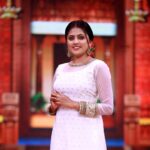 Sreevidya Nair Instagram – 👗 @niharikabyarya 

📷 @jinishphotogenic 

💄 @arun_uthradam