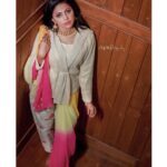 Sreevidya Nair Instagram - Photography : @arif_ak_photography Costumes : @ubh_inventor_of__fashion Styling : @jinzy__george Makup: @aswathivipul Hair : @_arya_jithins_makeover Retouch : @__anoop_anil__ Jewellery: @parakkat_jewels