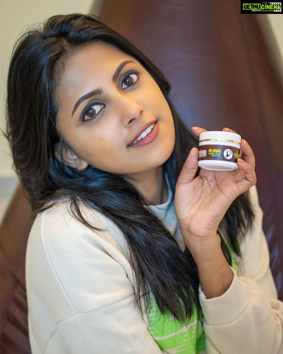 Sreevidya Nair Instagram - Let’s get back in glow 🤩 Try now @arabic_mixing_cream