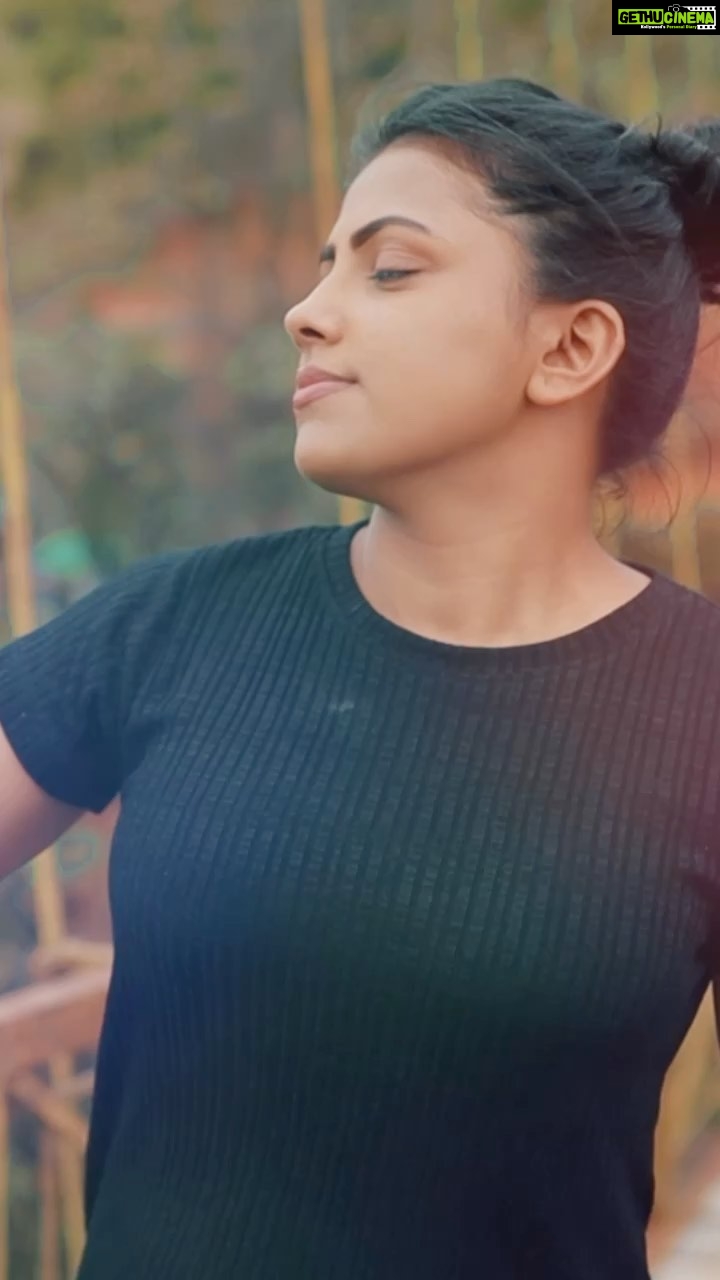 Sreevidya Nair - 134K Likes - That's my real Happiness ✨
"Ente Kasaragod" now streaming on YouTube 🌸
Link in Bio ❤️
@yolo_sreevidyamullachery