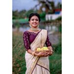 Sreevidya Nair Instagram – Happy onam 🌺🌺🌸🌸❤️❤️

Coordinator and styling @sanif_uc_gram 

Photography : @vishnunelladu 

Mua @saranyajeneesh @shalu_prabhash 

Coustum : @kukunthadesignerboutique 

Jewellery: @parakkat_jewels