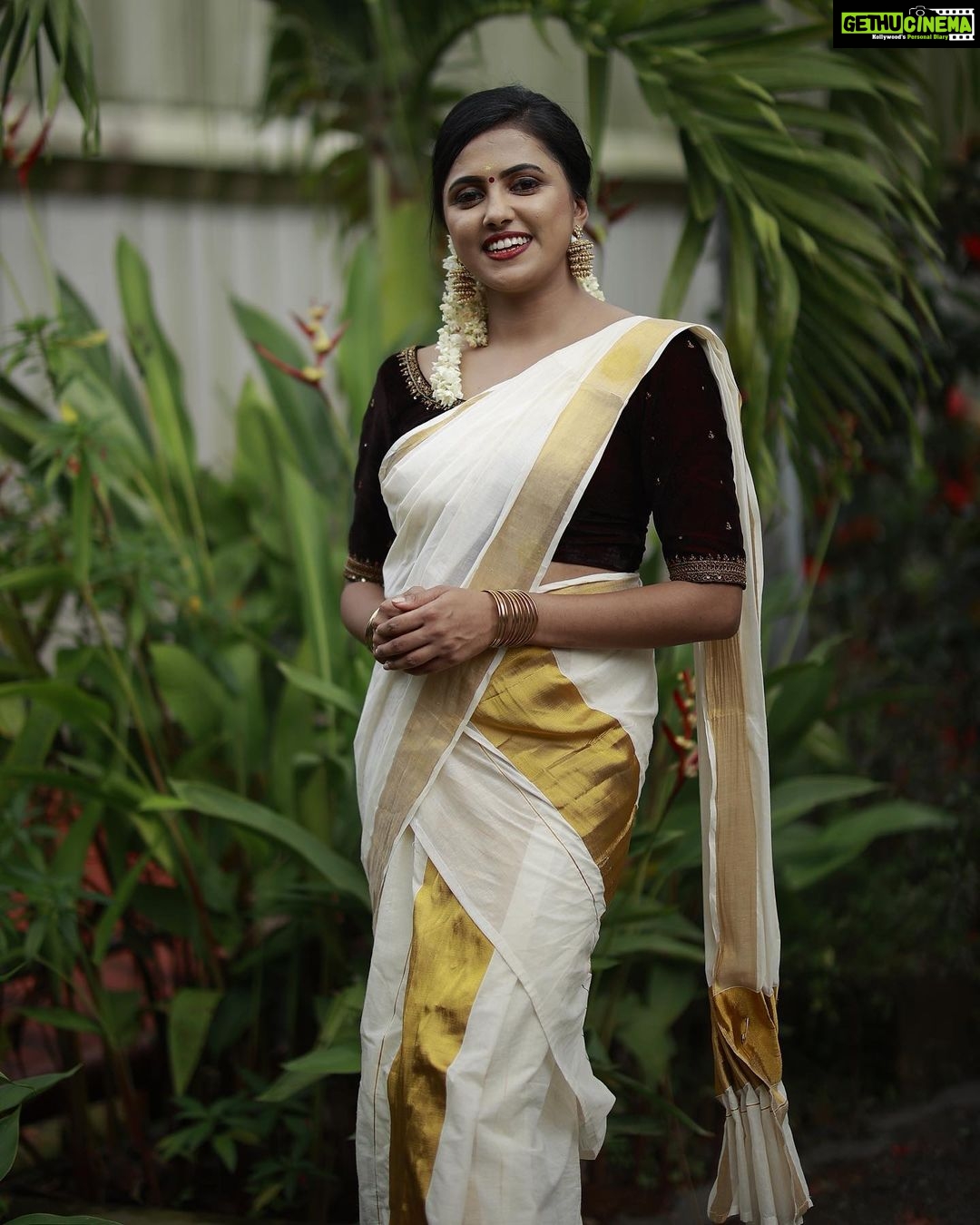 Sreevidya Nair - 78.6K Likes - Happy uthradam❤️🌸🌺🌸
📷 @jinishphotogenic
👗 @julahabyarchananair
💄 @arun_uthradam