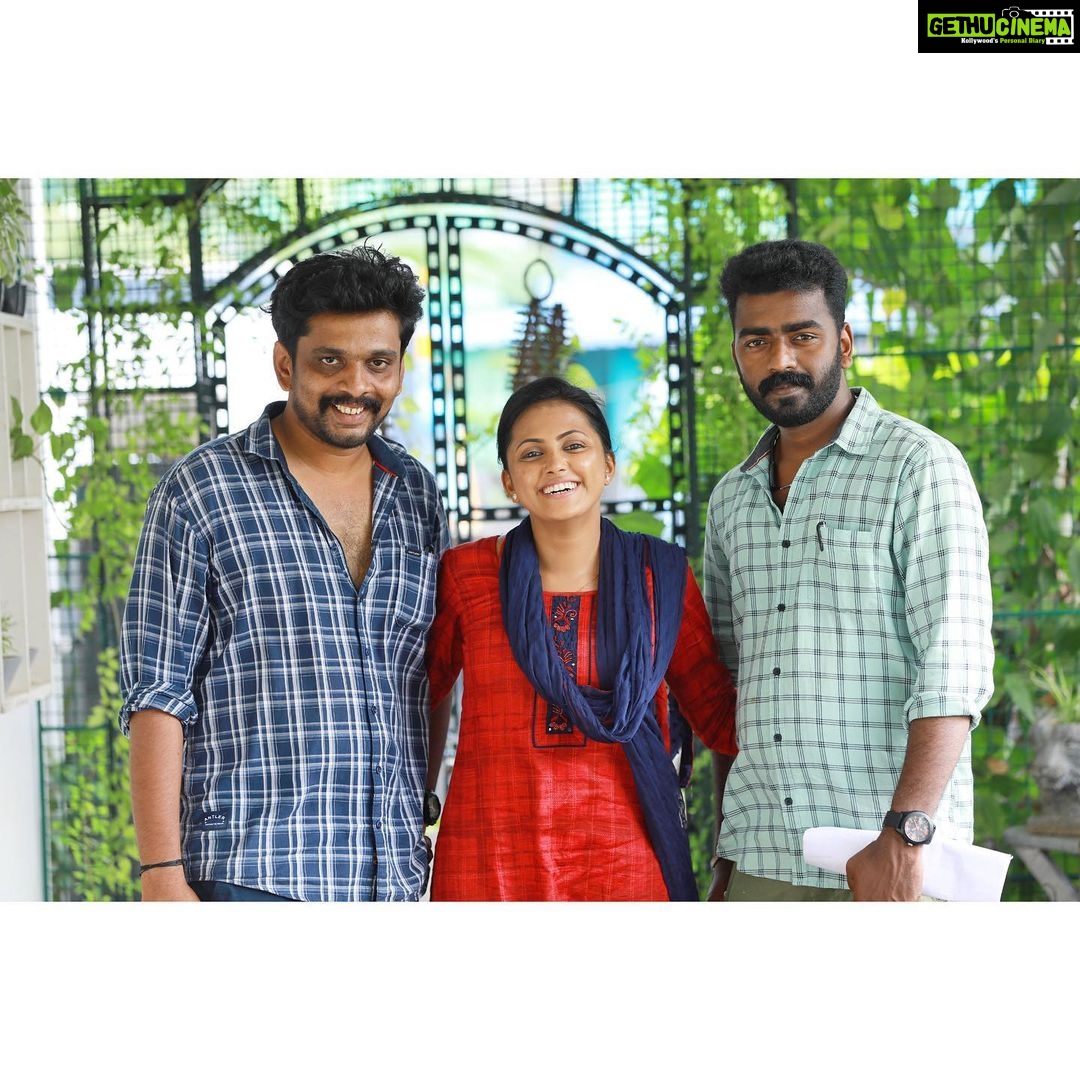 Sreevidya Nair Instagram - When friends become the director and associate director it feels like a day out rather than a film shoot 😁 @sagar_hari_official and @sangeeth_joy