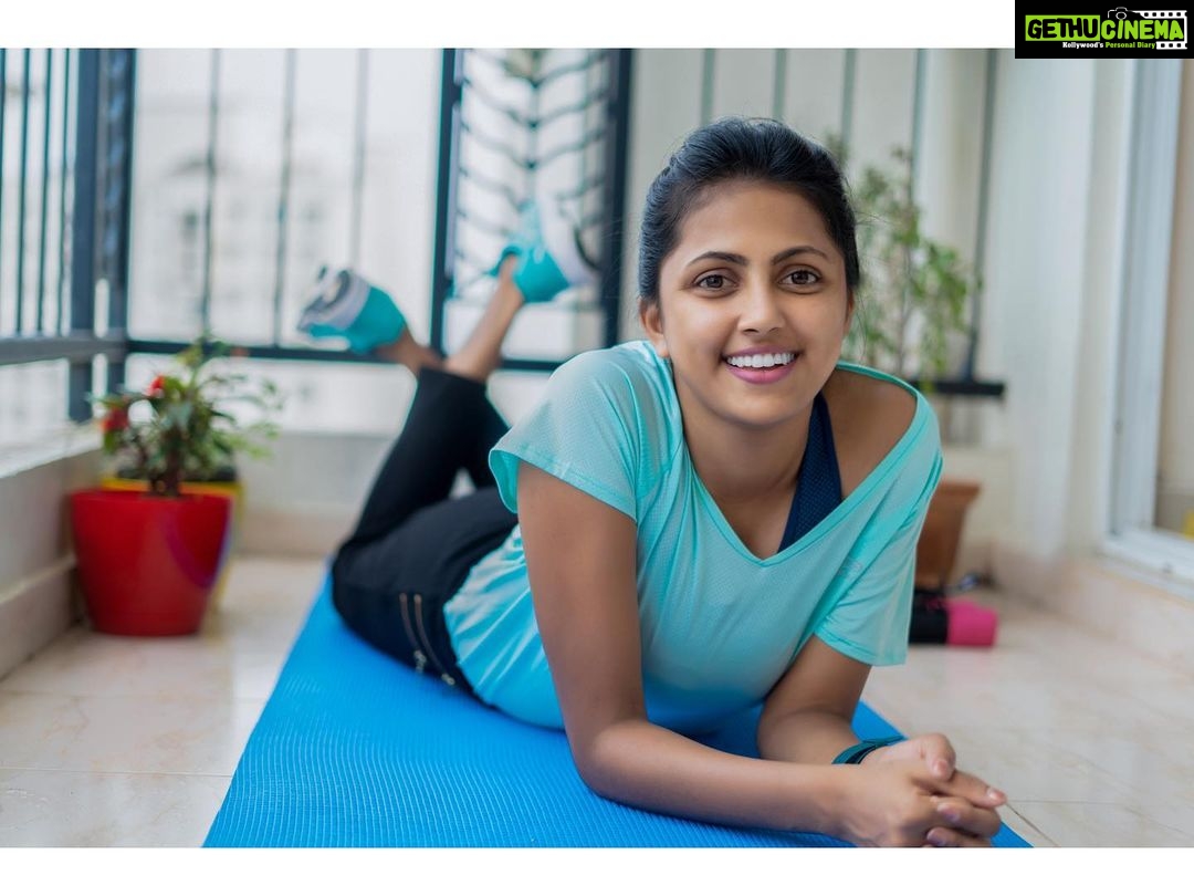 Sreevidya Nair Instagram - Don't you see the freshness ? It's the life after a proper work out !! Thank you @akhilvijaykumar for bringing out the online workout idea and encouraging throughout the sessions !! 📷 @rejeesh_varghese