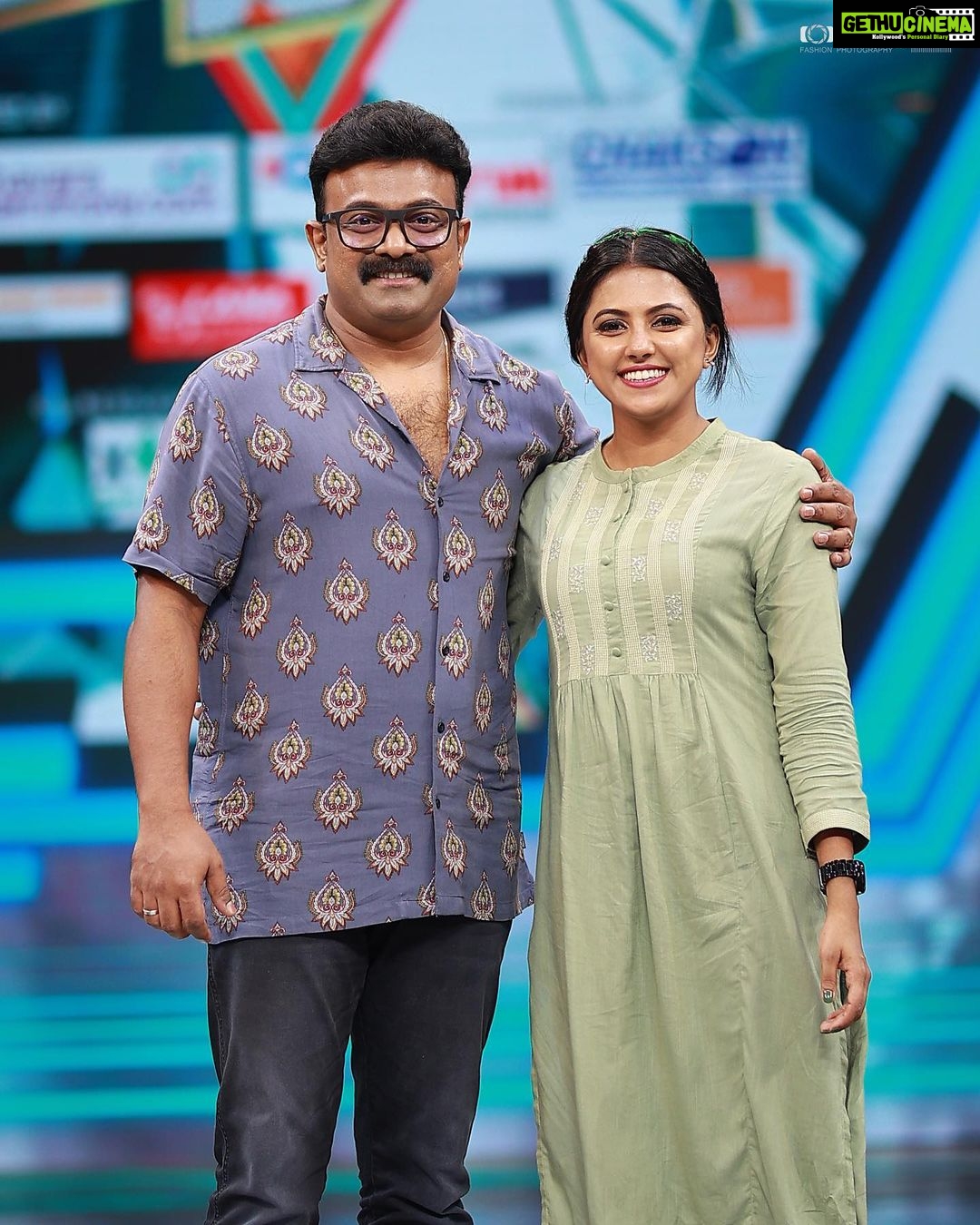 Sreevidya Nair - 51.1K Likes - With @kalabhavanshajonofficial
📷 @jinishphotogenic