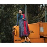 Sreevidya Nair Instagram - Cam : @rejeesh_varghese @fabeloframes Makeup : @jesna_prince Costume : @styledivalabel @anooshageorgesunoj Grading : @mithu_siva_ Camera team : @yaadhav_vadakan