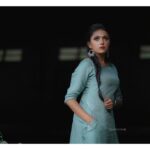 Sreevidya Nair Instagram - CAM : @rejeesh_varghese @fabeloframes MAKE-UP : @anjali__makeup_artist COSTUME : @tintsntones.designers_ THANKS TO : @arunkalarikkall @shai_doo
