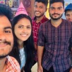 Sreevidya Nair Instagram - ജീവിതത്തിൽ ആദ്യമായിട്ടാണ് പിറന്നാള് ദിവസം ഇത്ര അധികം 🍰 കട്ട് ചെയ്യുന്നത് 😍😍 വീട്ടിലേക്ക് വന്ന എല്ലാർക്കും സമ്മാനങ്ങൾ തന്നവർക് .. messeges അയച്ചവർക് ഒരുപാട് നന്ദി 😍😍😍 Kasaragod, Kerala, India