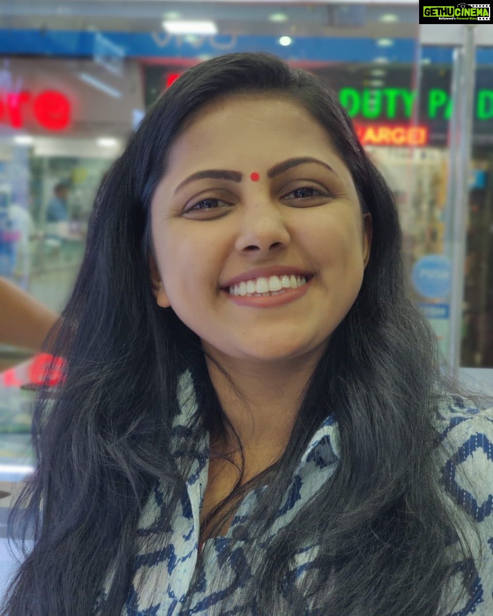 Sreevidya Nair Instagram - Happy meeeee 😁😁😁😁. 📷@seventyfivekilosofflesh