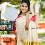 Sreevidya Nair Instagram - Happy onam 🌹🌷🌸🌺🍁🍂🥀🌻🌼 pic courtesy @nek_photos