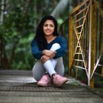 Sreevidya Nair Instagram - I tried lots of styles for a click ... Finally I fed up and sat dere .. Nd @a_sk_photography captured it😂😂😂