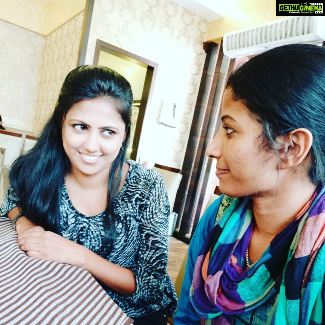 Sreevidya Nair Instagram - My hangouts dairy 🤗🤗🤗.. @sanithaperumbala @nayanaprabakar Thalangara