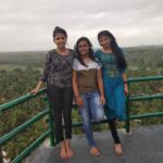 Sreevidya Nair Instagram - My hangouts dairy 🤗🤗🤗.. @sanithaperumbala @nayanaprabakar Thalangara