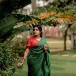 Sreevidya Nair Instagram – 📷 @vishnunelladu 
💄 @sajani_mandara 
👗 @avantikadesigns