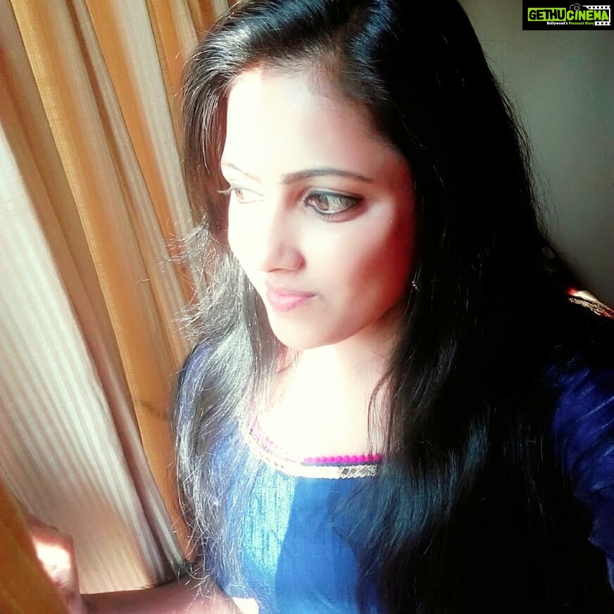 Sreevidya Nair Instagram - Tht was my women's day attitude... belated wshs 😍😍😍😍 Sarovaram