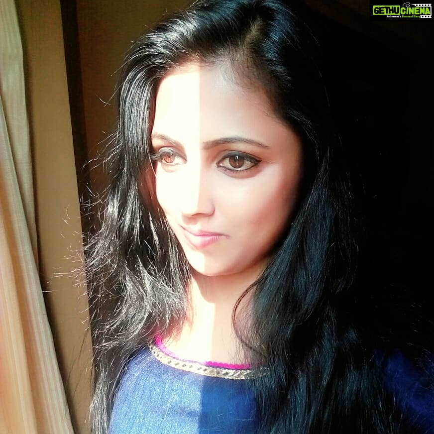 Sreevidya Nair Instagram - Tht was my women's day attitude... belated wshs 😍😍😍😍 Sarovaram