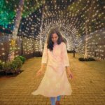 Srushti Dange Instagram - Sparkle every single day ⭐️💫💥