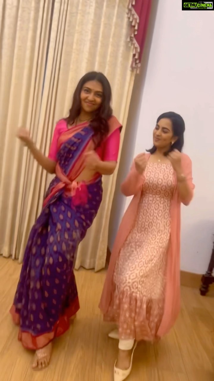 Srushti Dange Instagram - Full volume with @lakshmimenon967 #reel #reels #reelsinstagram #reelsvideo #reelitfeelit #reelkarofeelkaro #reelvideo #reelinstagram #reelit #reelsindia #srushtidange #lakshmimenon #reelitfeelit❤️❤️ #reelkrofeelkro #reelsviral #reelsinsta #reelindia❤️❤️ #reeltoreel #reeloftheday #reelfeelit