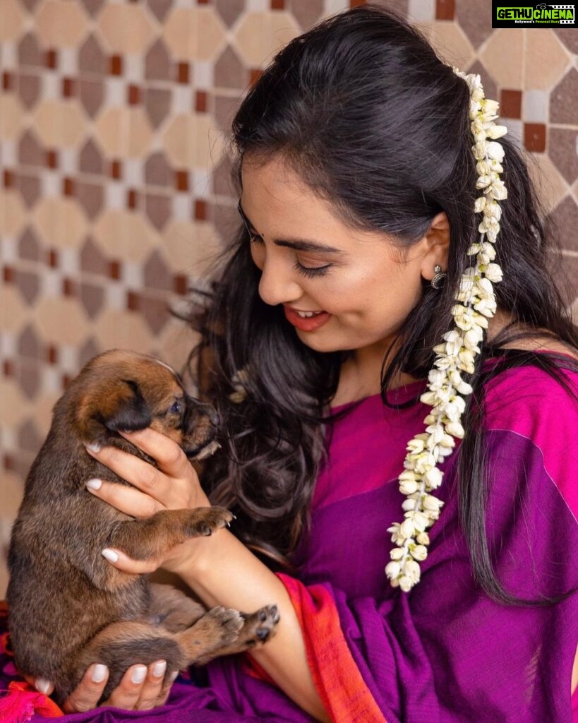 Srushti Dange Instagram - Sru X puppy 🐶 Cutest thing ever 💯